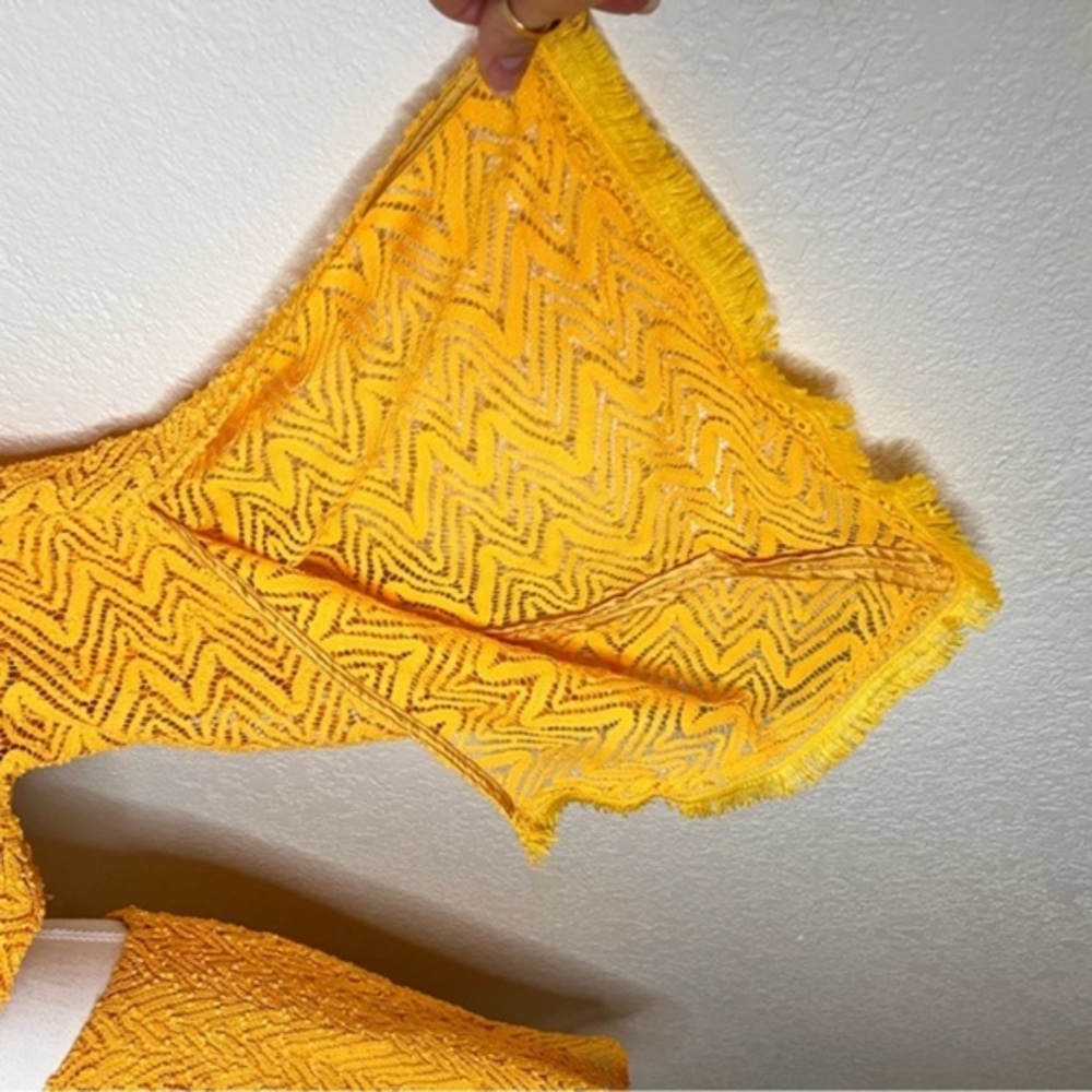 RAMY BROOK Henrietta Dress Yellow Textured Size Large NWT Cutout Flare Sleeve - Picture 9 of 12